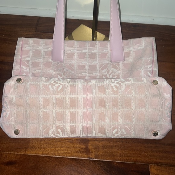 CHANEL Handbags - CHANEL Pink Travel Tote